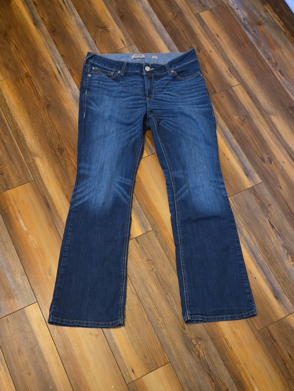 Women's Dark Blue Bootcut Jeans 33R